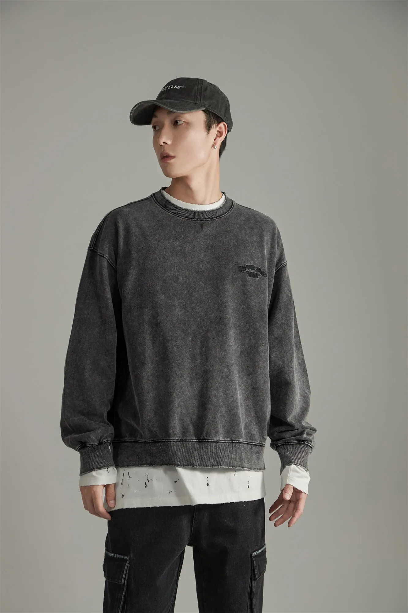 Basic Embroidery Overfit Sweatshirt