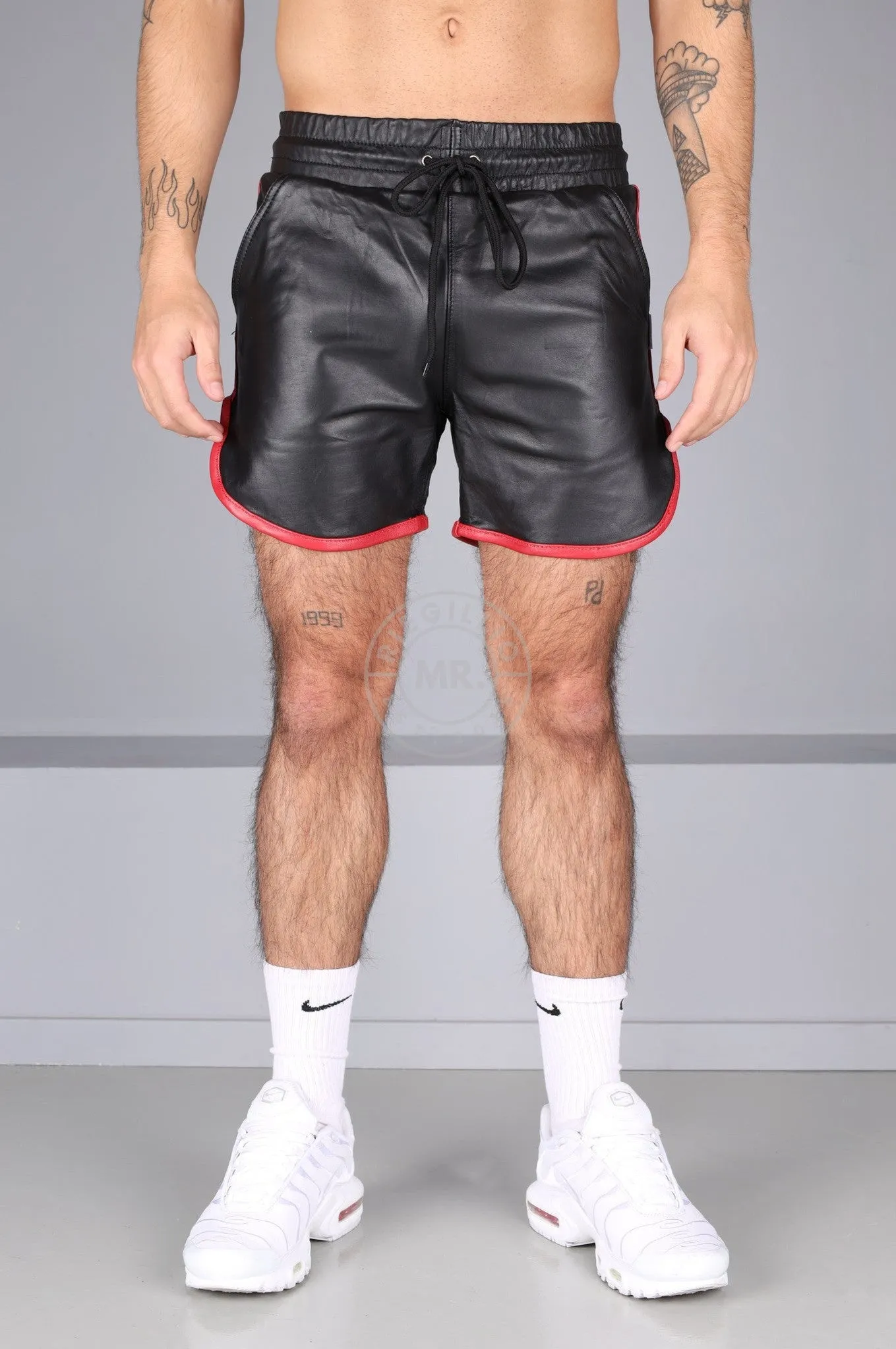 Berlin Black Leather Sport Short - Red Piping