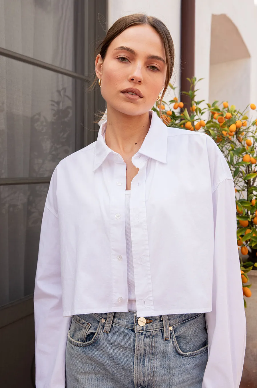 CROPPED BOXY BUTTON UP IN WHITE POPLIN